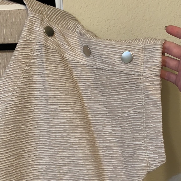 Jones New York textured top NWT - Picture 4 of 6